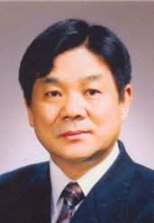 이근배