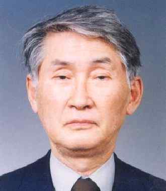 김우창