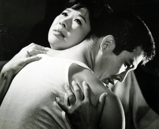 맨발의 청춘(1964년) 신성일, 엄앵란 주연