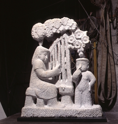 선향(先響) 35x70x90㎝ 2005년작 大理石