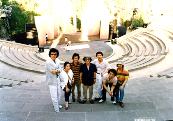 1984년 구라파순회공연중 바르세로나의 희랍극장에서