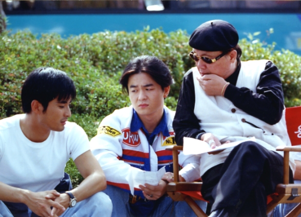 109번째 작품 ″沈香″의 촬영현장에서(1998)
배우는 李世昌과 金明俊