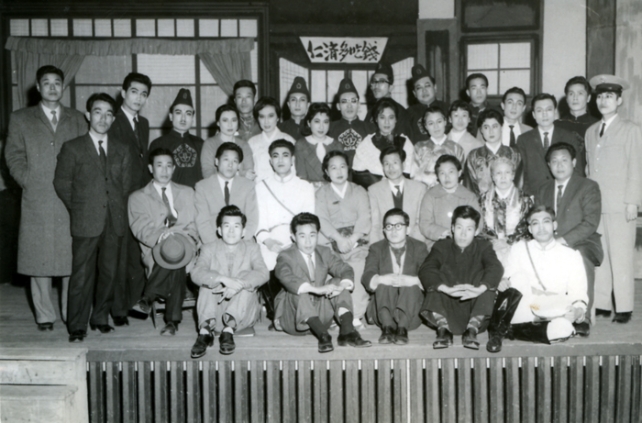 1961년 文因一名 ″사랑을 찾아서″ 박현숙작 제작극회 일동 (원각사공연)